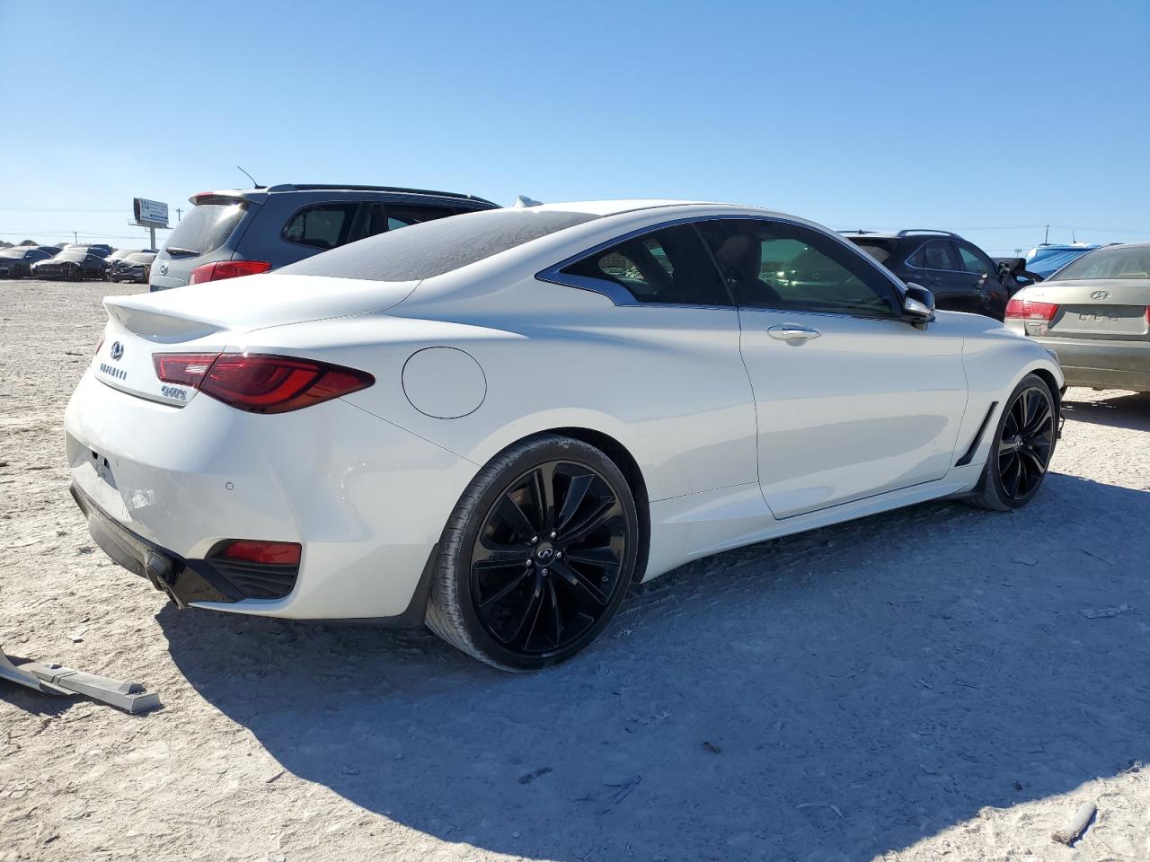 2021 Infiniti Q60 - Image 3