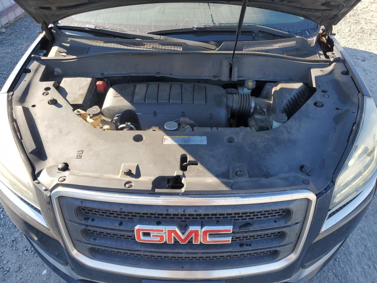 2015 GMC Acadia - Image 12