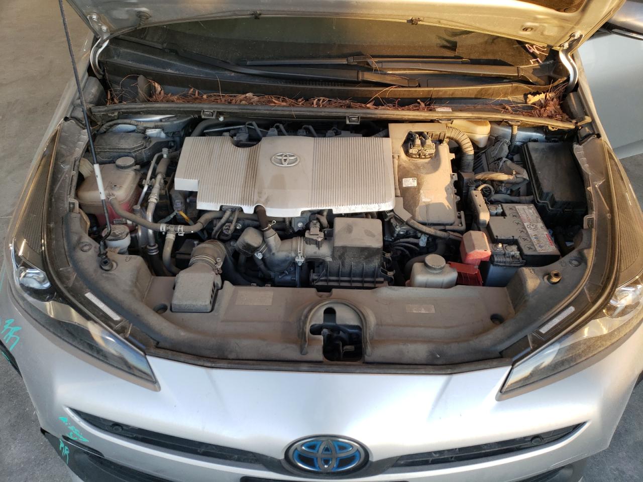 2019 Toyota Prius - Image 11