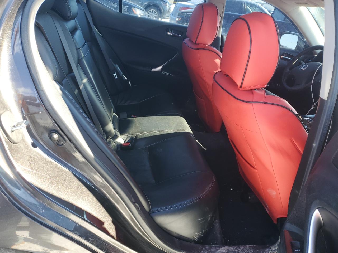 2009 Lexus IS - Image 10