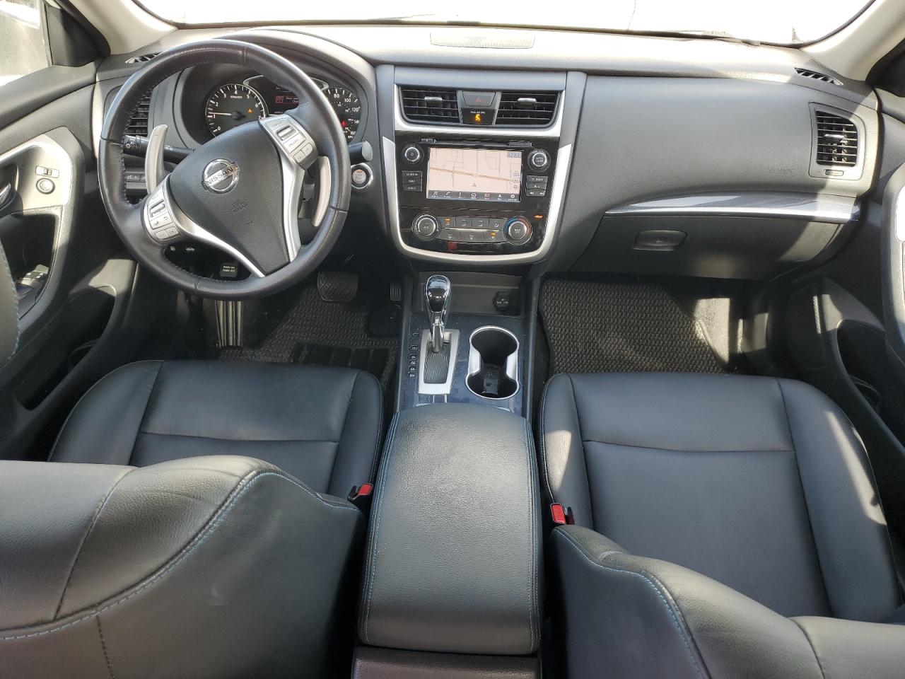 2018 Nissan Altima - Image 8