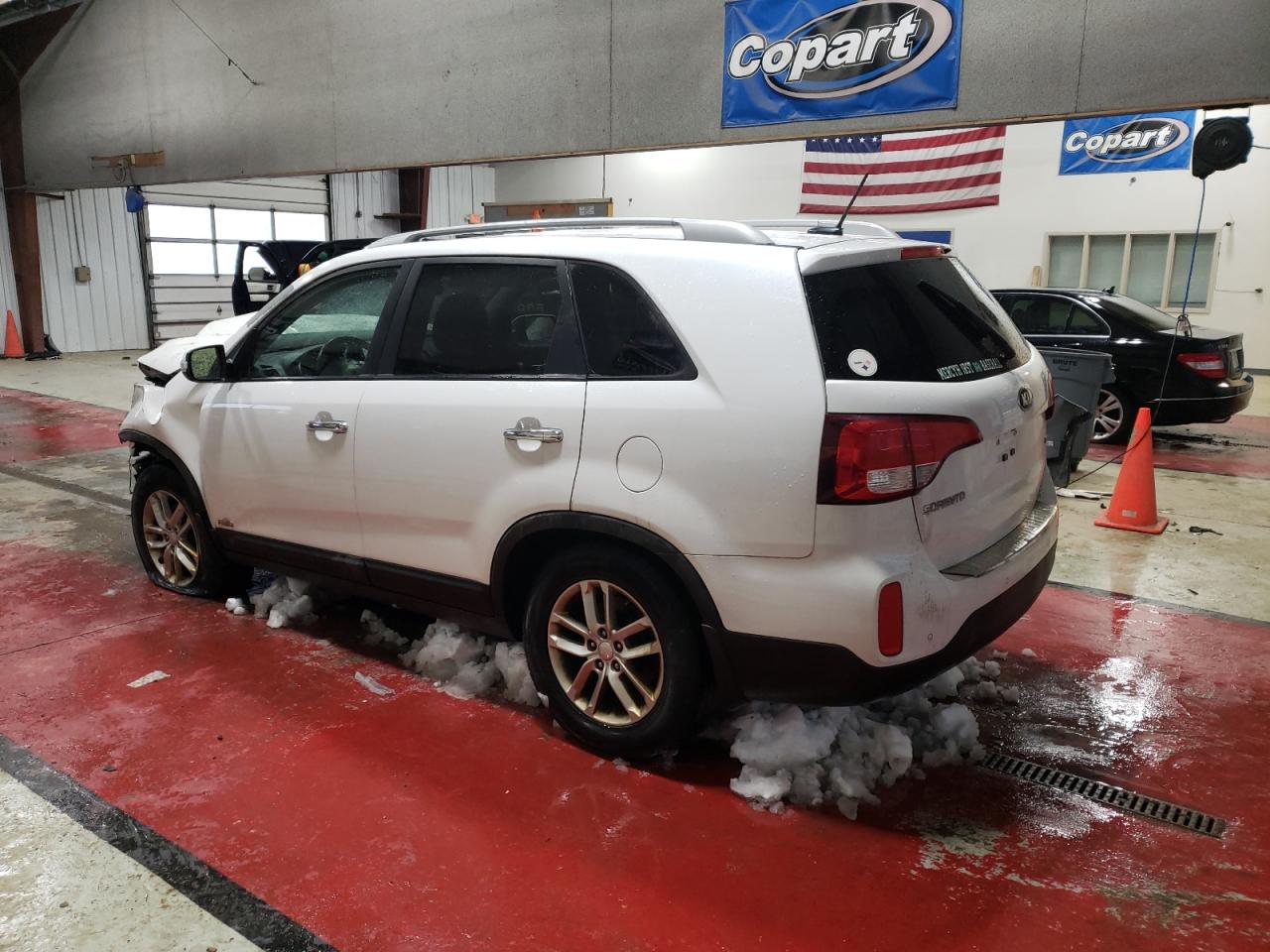 2014 Kia Sorento - Image 2