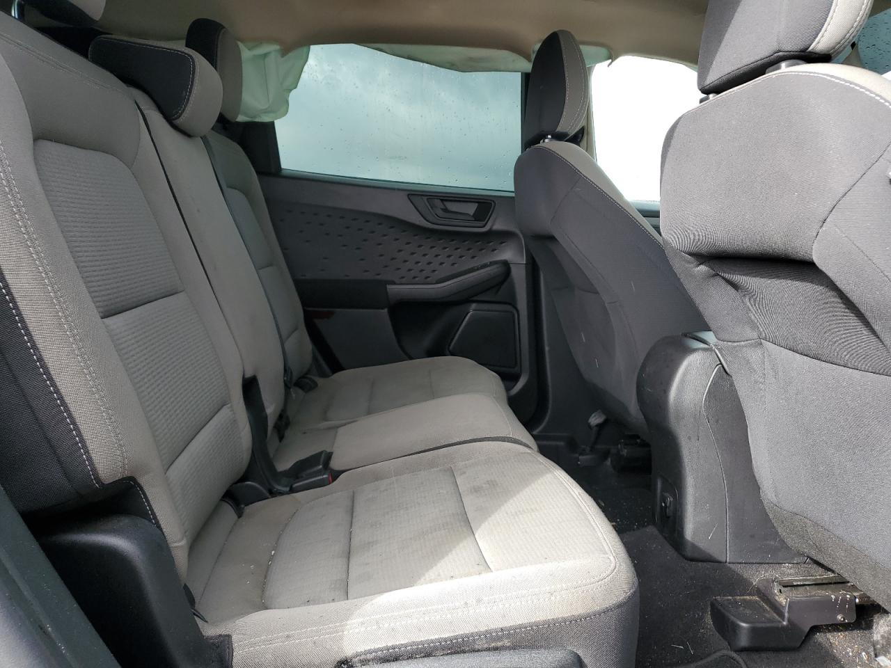 2020 Ford Escape - Image 11