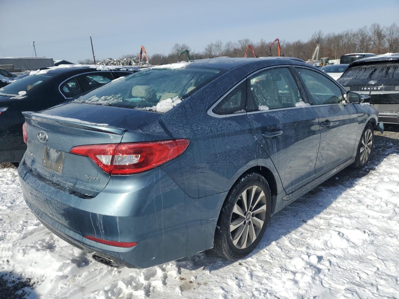 2017 Hyundai Sonata - Image 3