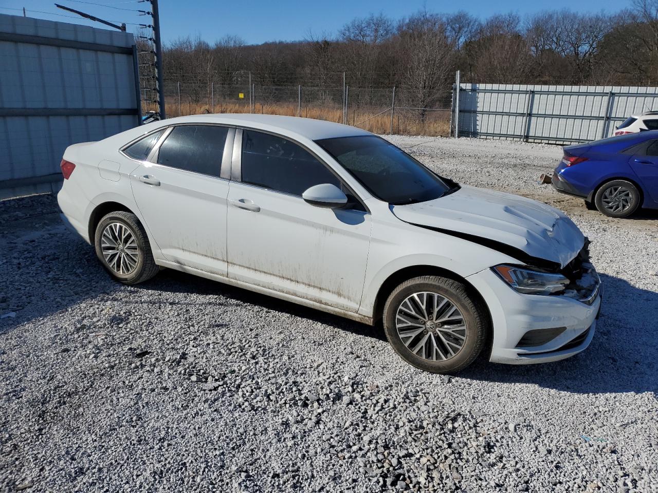 2021 Volkswagen Jetta - Image 4
