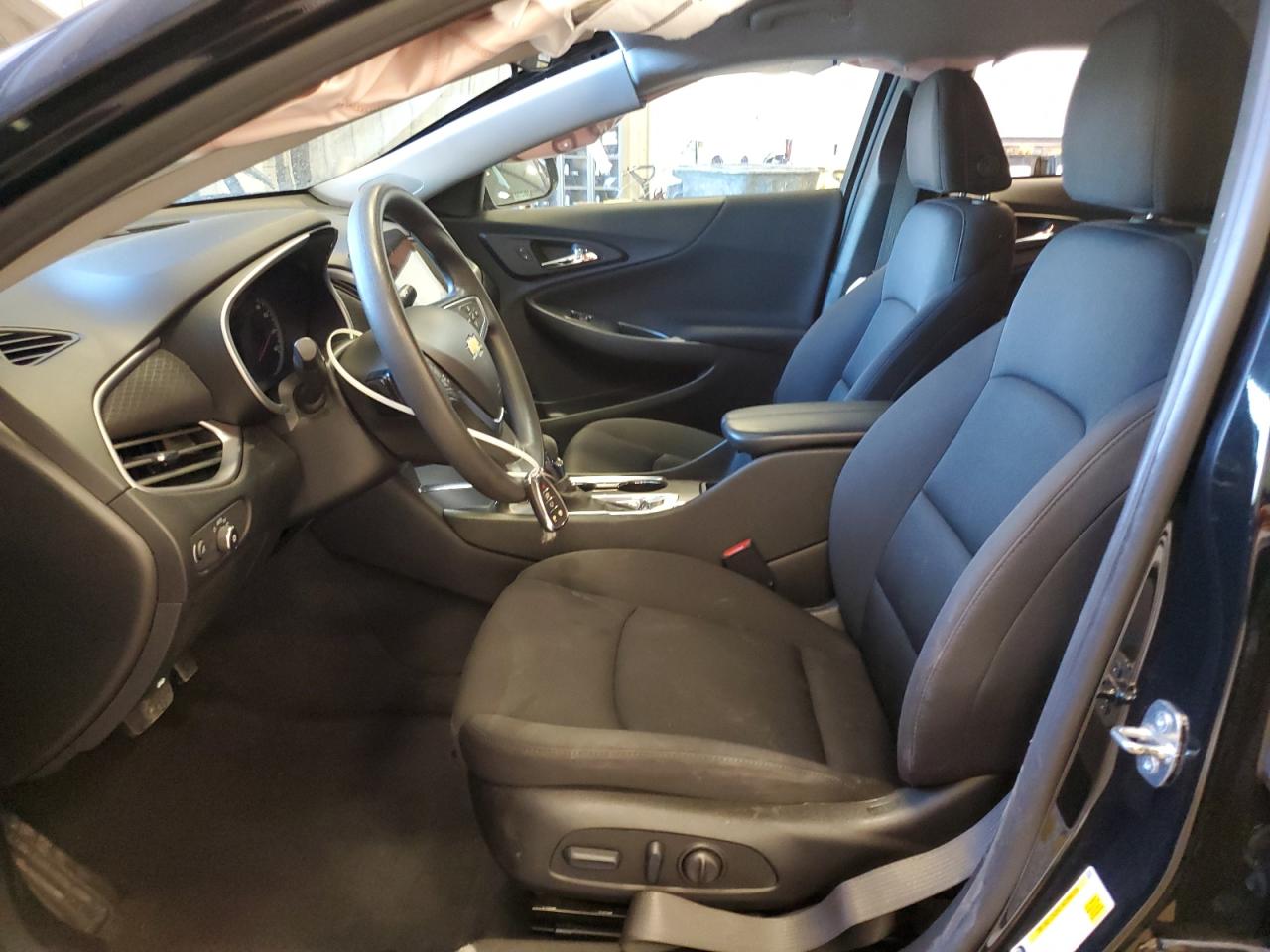 2023 Chevrolet Malibu - Image 7