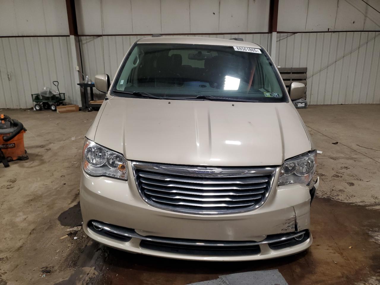 VIN 2C4RC1BG1FR751735 2015 CHRYSLER MINIVAN no.5