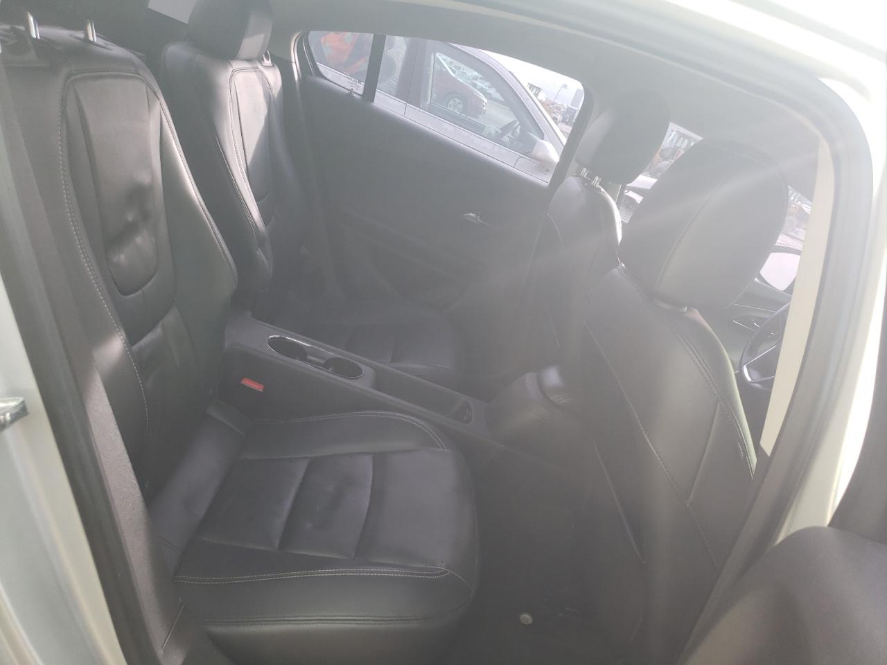 2012 Chevrolet Volt - Image 10