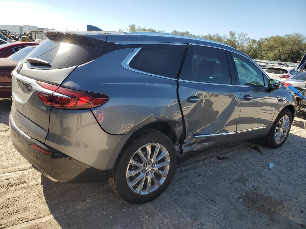 VIN 5GAERCKW4LJ311736 2020 BUICK ENCLAVE no.3