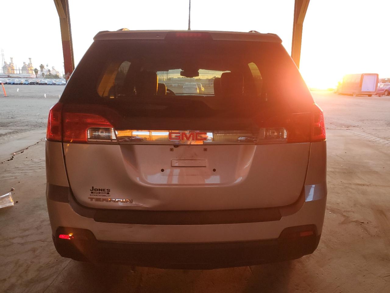 2014 GMC Terrain - Image 6