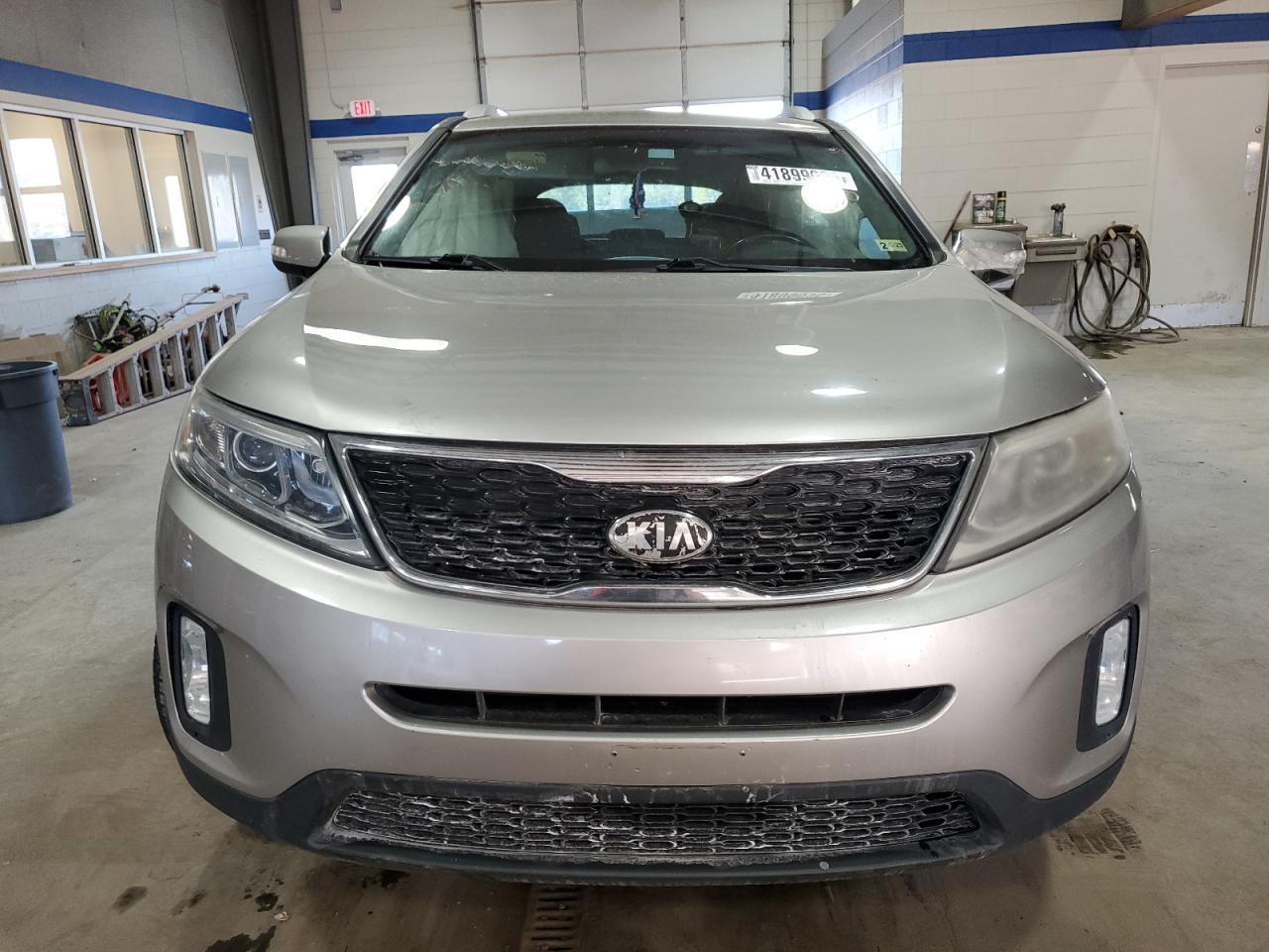 2014 Kia Sorento - Image 5