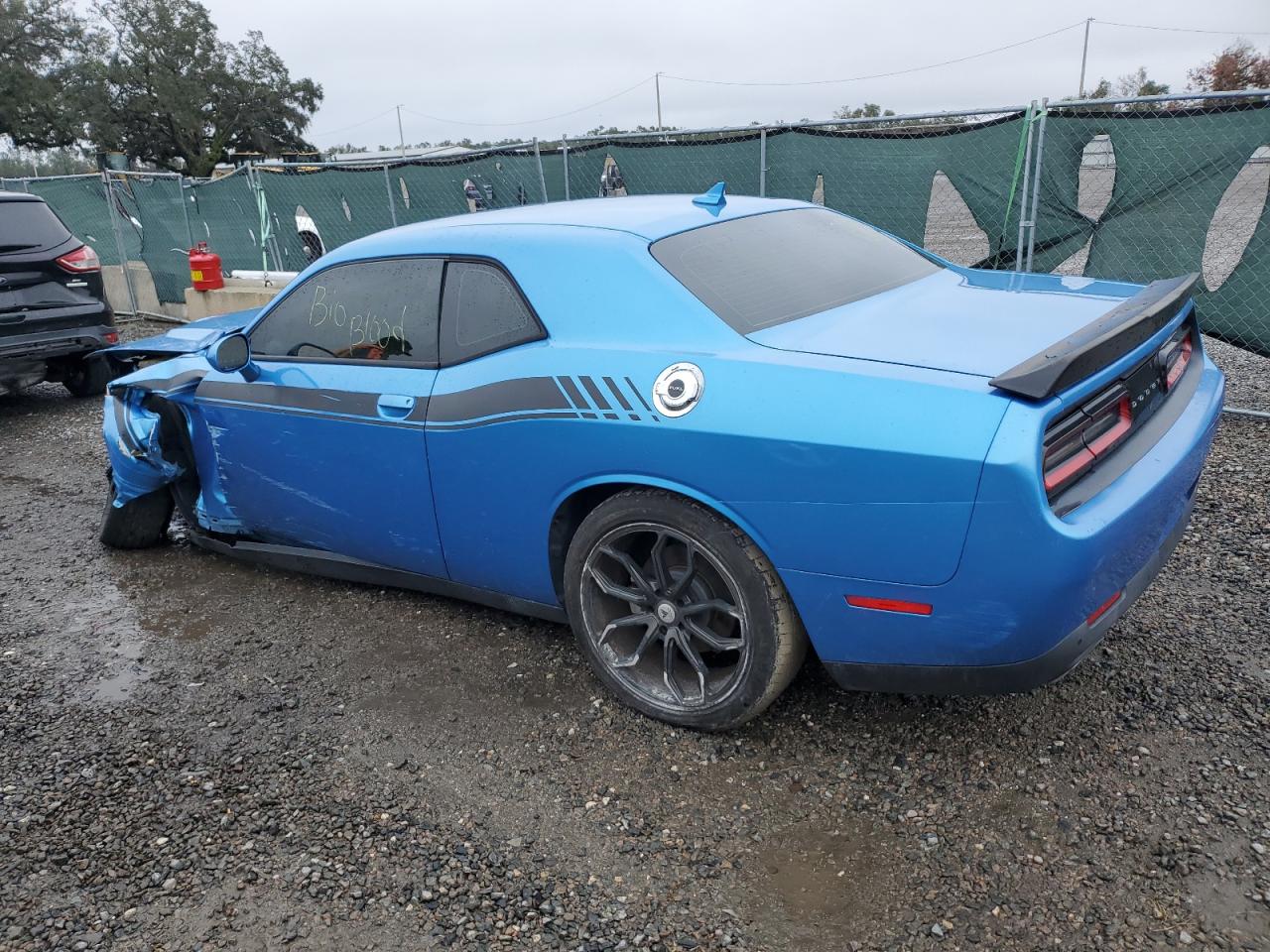 2016 Dodge Challenger - Image 2