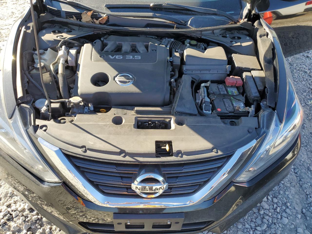 2016 Nissan Altima - Image 11