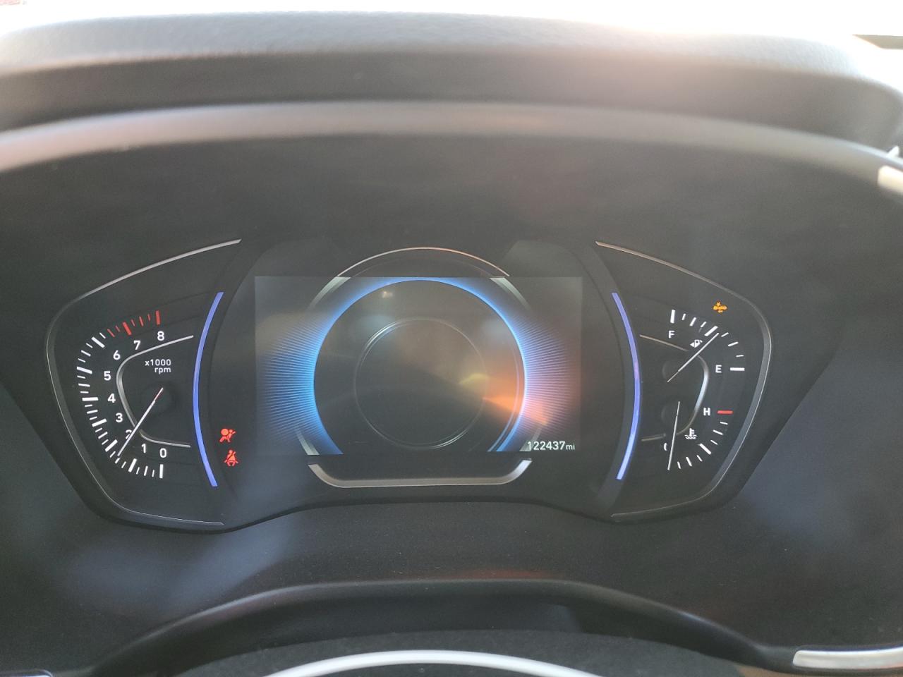 2020 Hyundai Santa Fe - Image 9