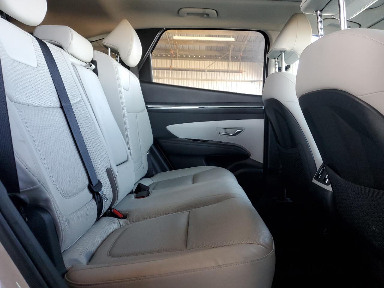 2022 Hyundai Tucson - Image 11