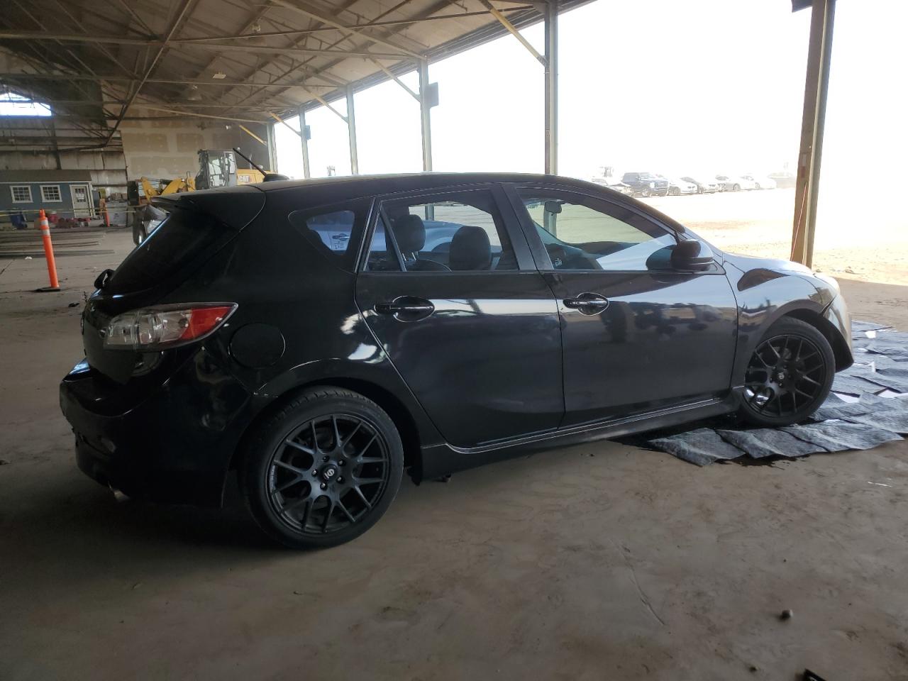 2011 Mazda 3 - Image 3