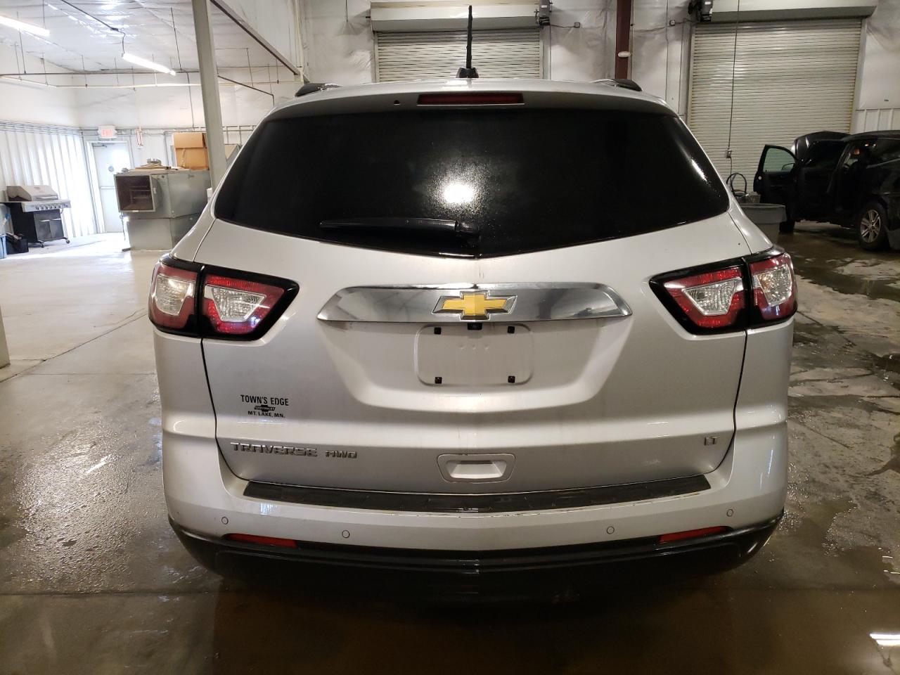 2017 Chevrolet Traverse - Image 6