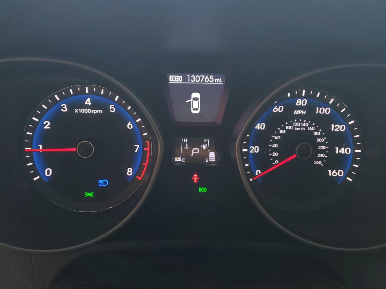 2017 Hyundai Elantra - Image 9