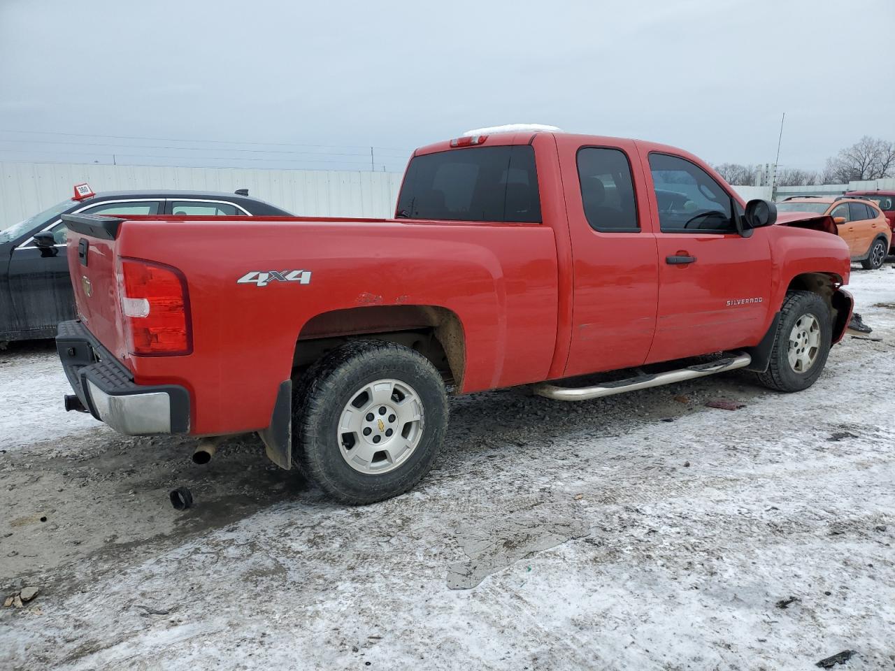 2011 Chevrolet Silverado - Image 3