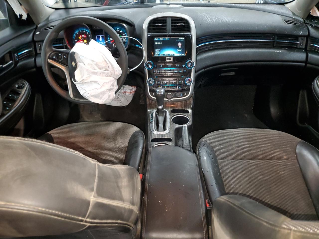 2015 Chevrolet Malibu - Image 8