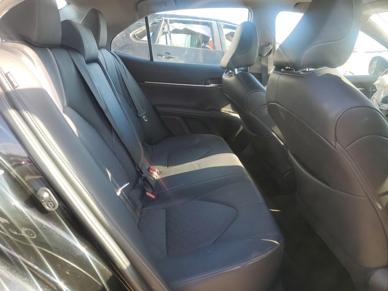 2022 Toyota Camry - Image 10