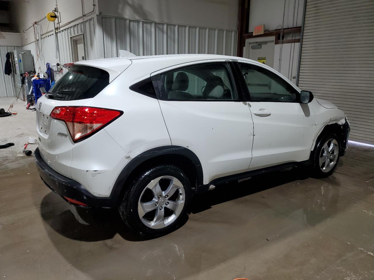 VIN 3CZRU6H3XHM732703 2017 HONDA HR-V no.3