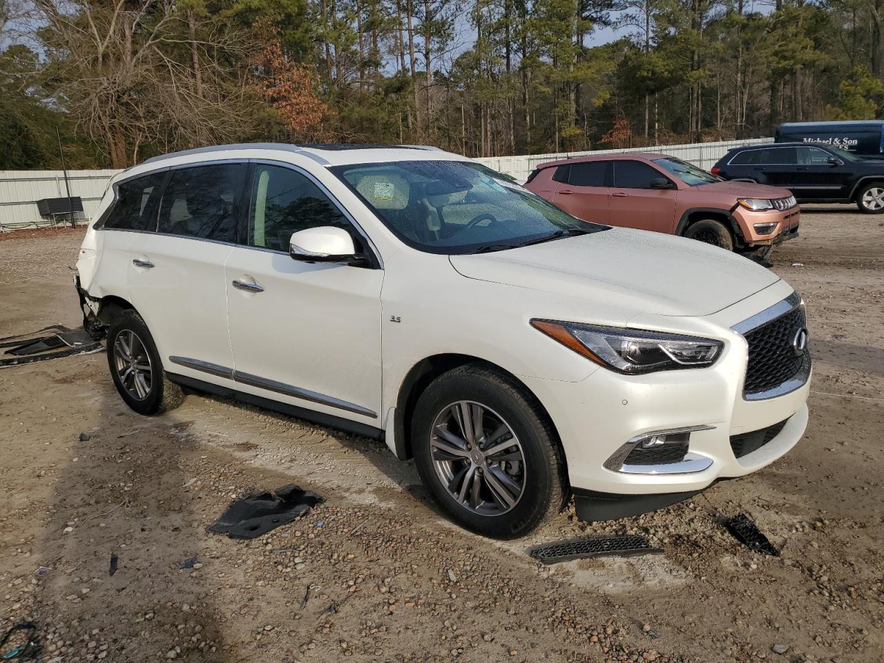 2020 Infiniti QX60 - Image 4