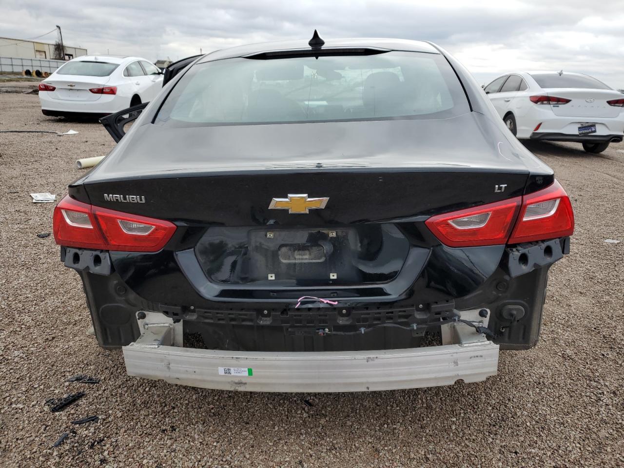 2023 Chevrolet Malibu - Image 6