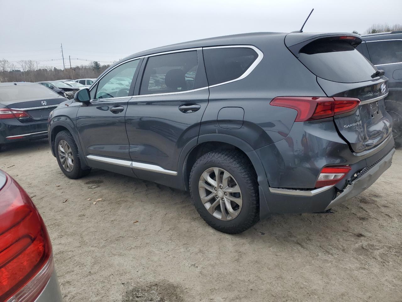 2020 Hyundai Santa Fe - Image 2
