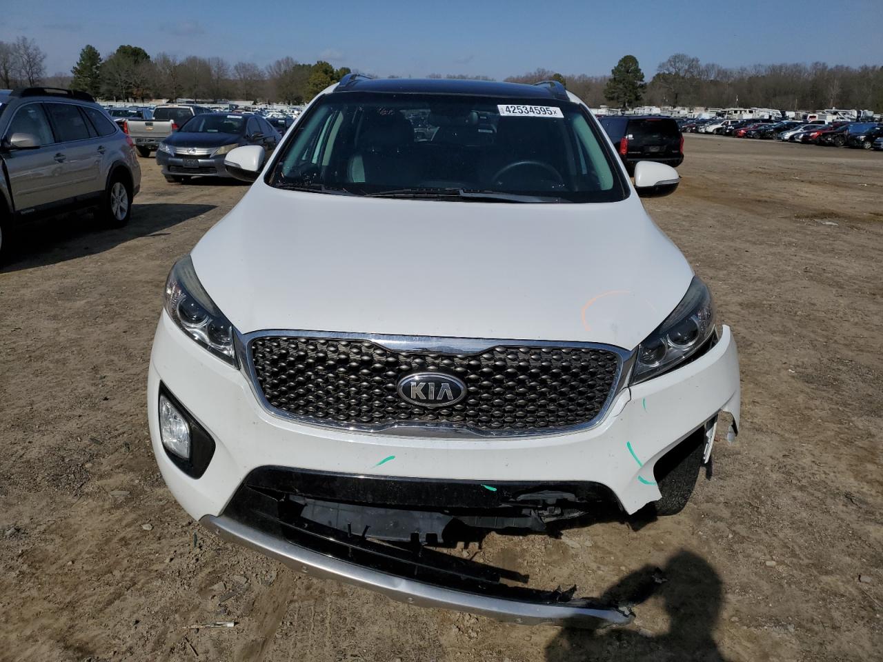 2017 Kia Sorento - Image 5