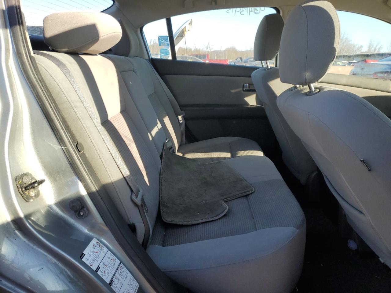 2011 Nissan Sentra - Image 10