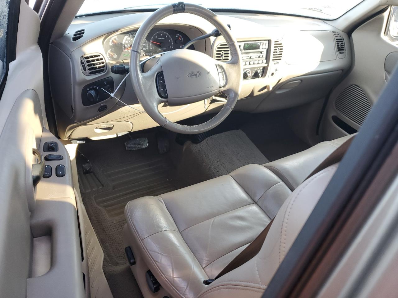2001 Ford F-150 - Image 8
