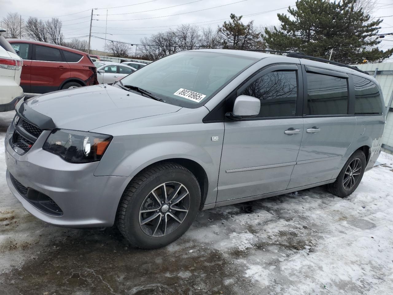 2014 Dodge Caravan - Image 1