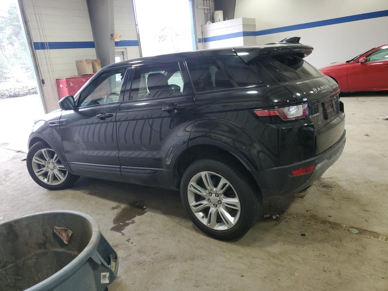 2016 Land Rover Range Rover - Image 2