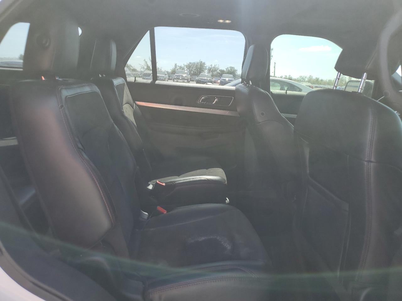 2018 Ford Explorer - Image 11