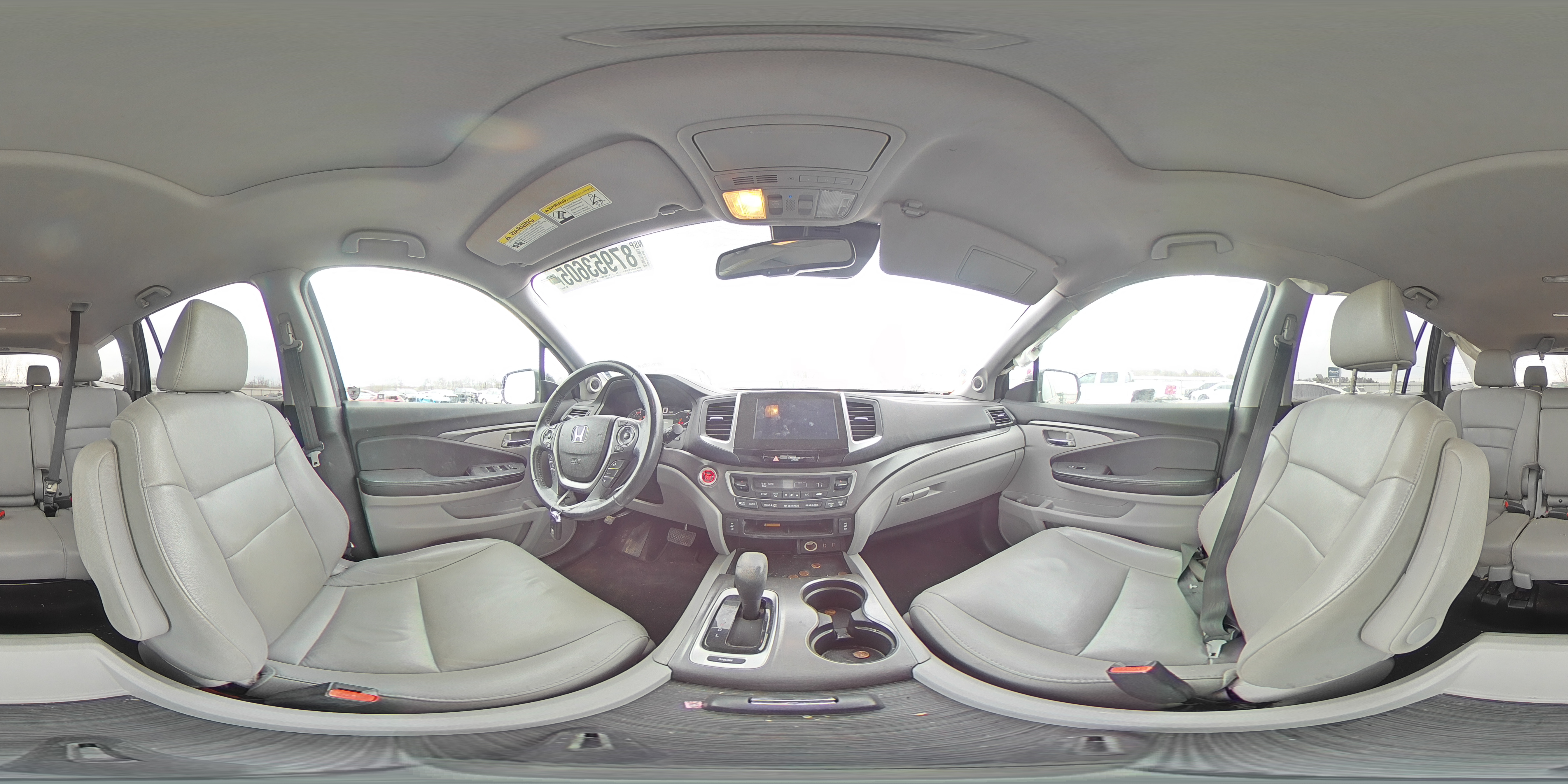 2017 Honda Pilot - Image 14