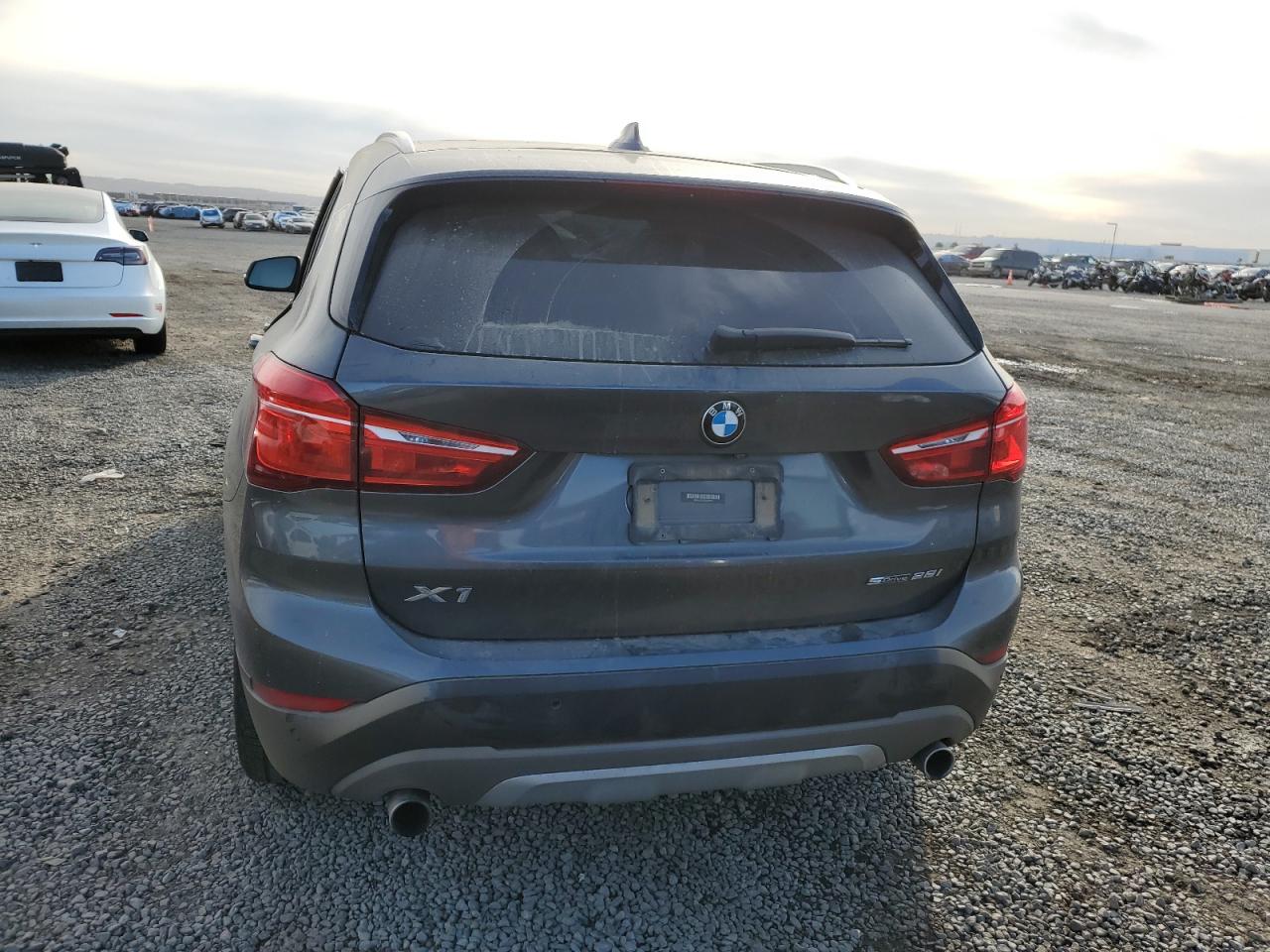 2018 BMW X1 - Image 6