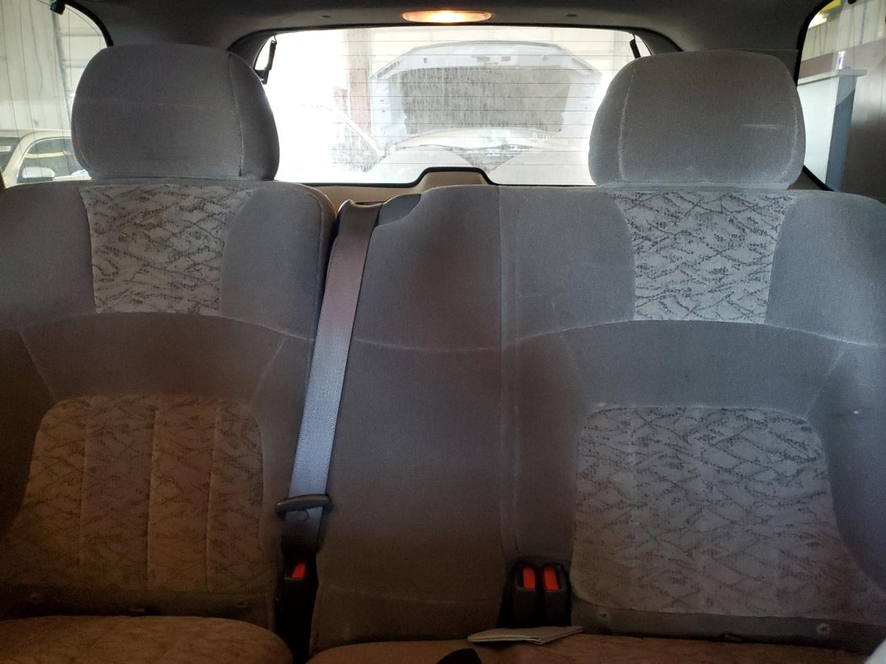 2002 GMC Envoy - Image 10