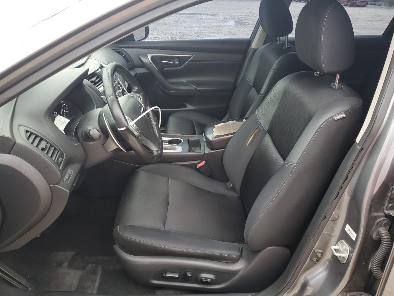 2017 Nissan Altima - Image 7