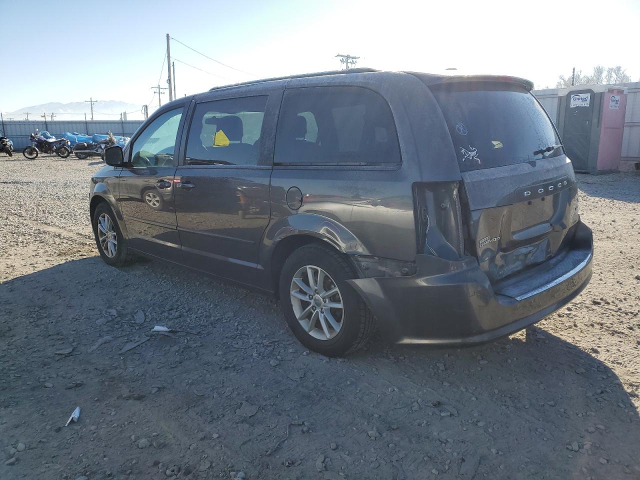 2016 Dodge Caravan - Image 2