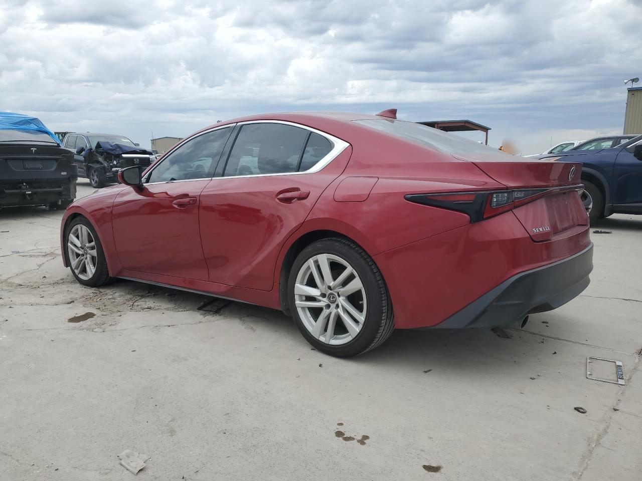 2021 Lexus IS - Image 2
