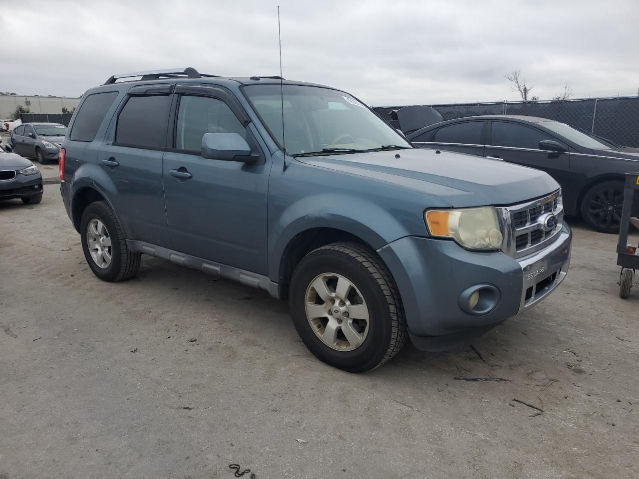 2010 Ford Escape - Image 4