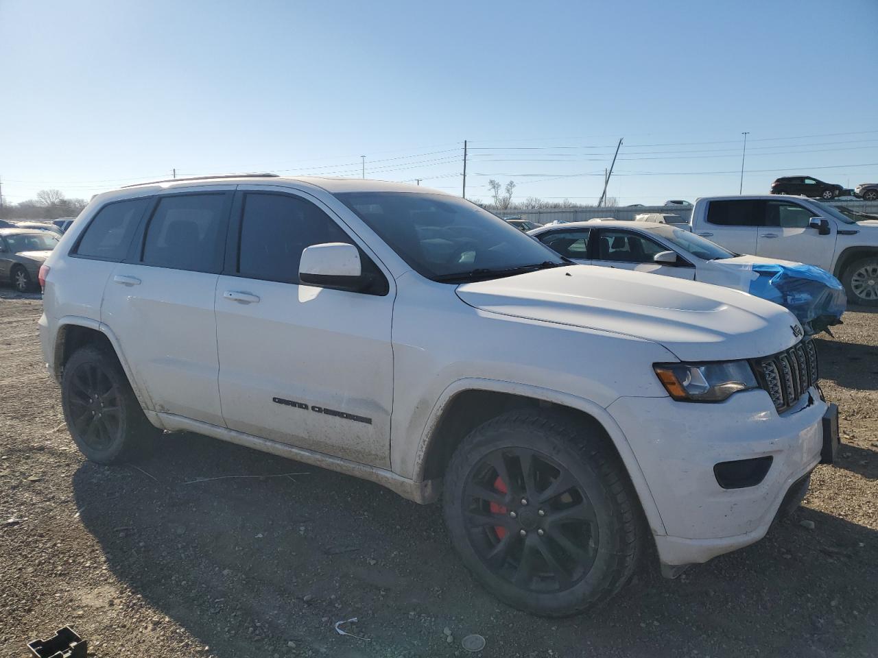 2017 Jeep Grand Cherokee - Image 4
