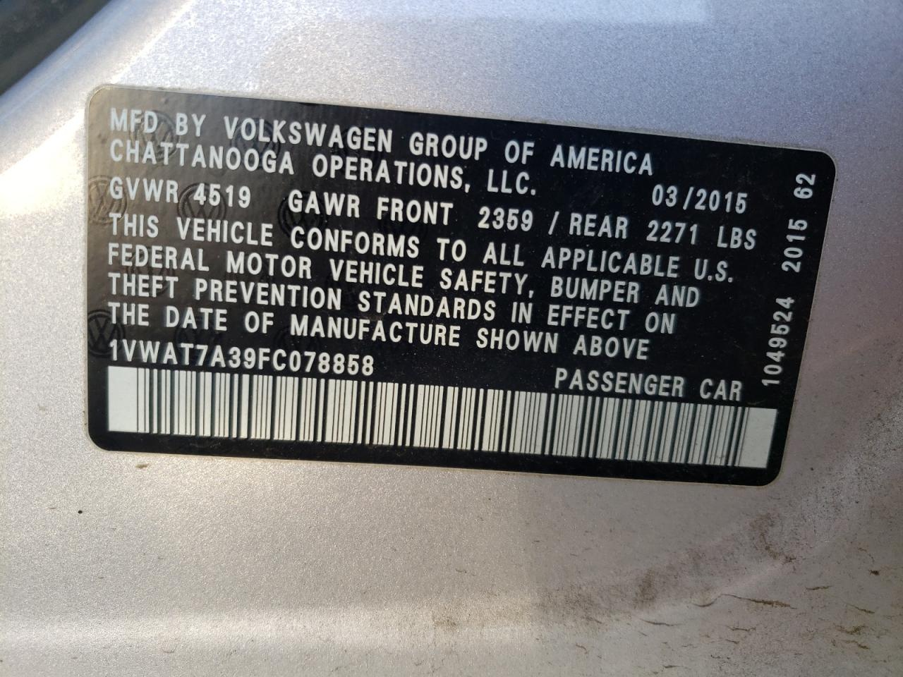 2015 Volkswagen Passat - Image 12