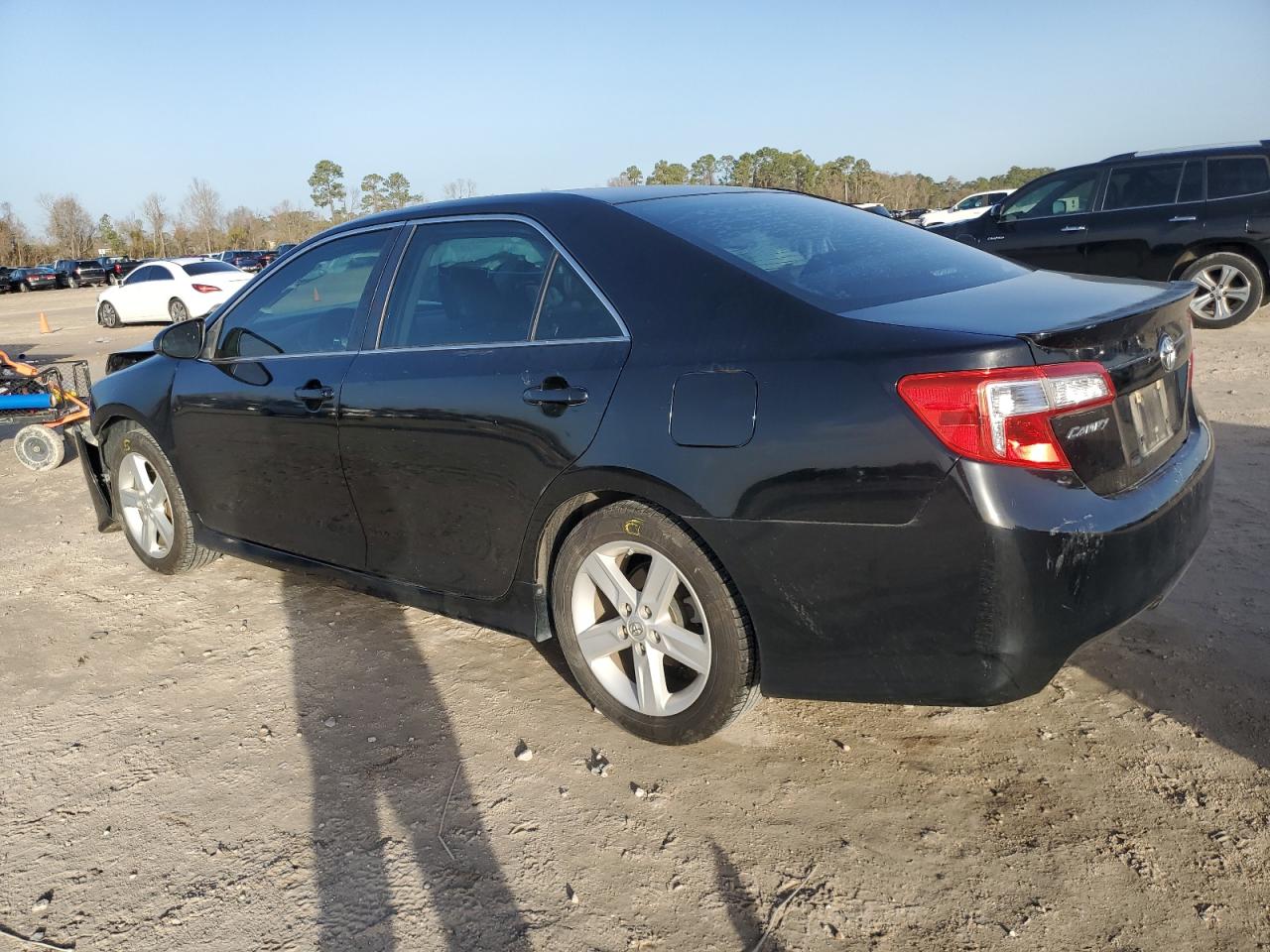 2014 Toyota Camry - Image 2