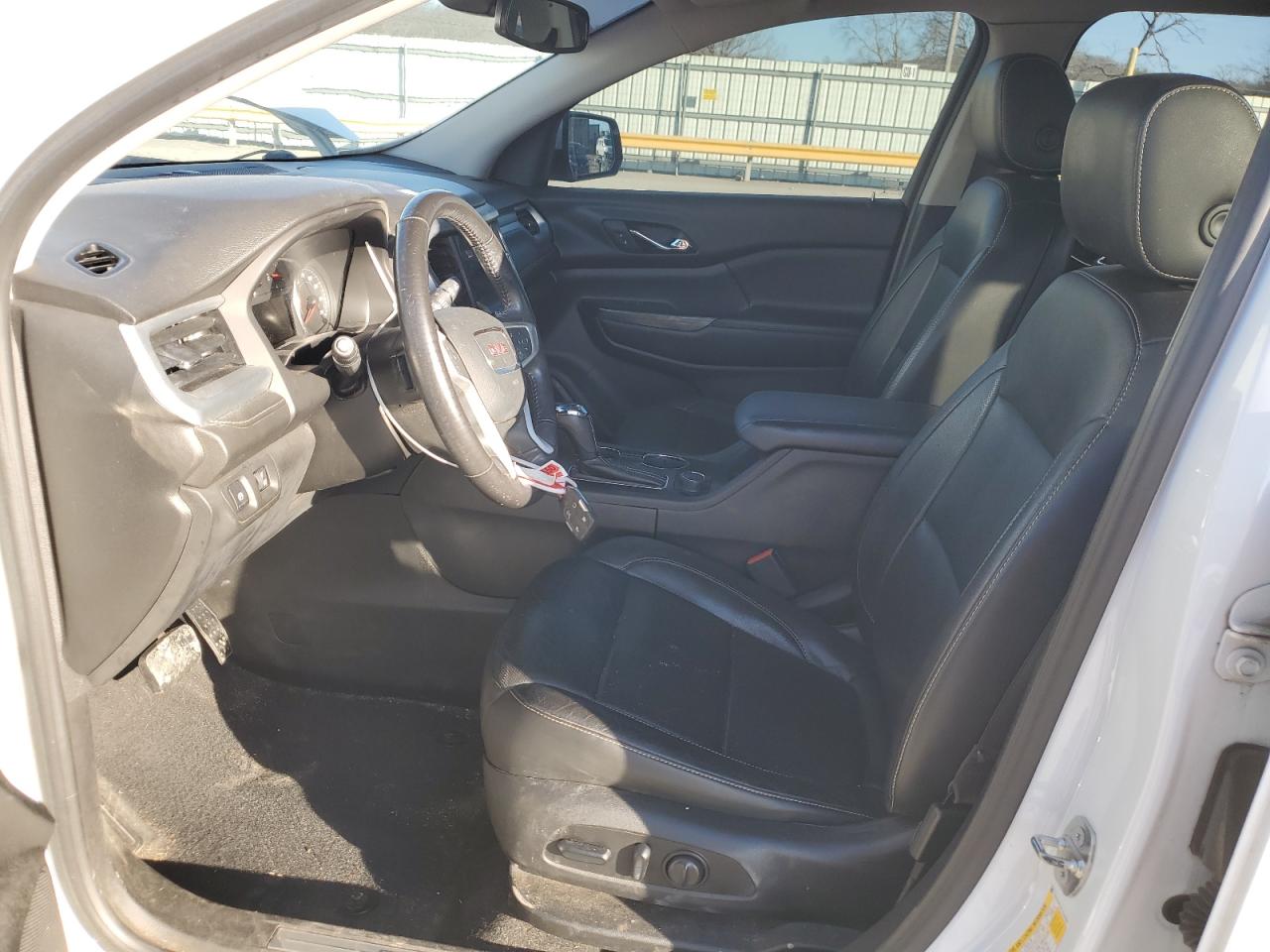 2018 GMC Acadia - Image 7
