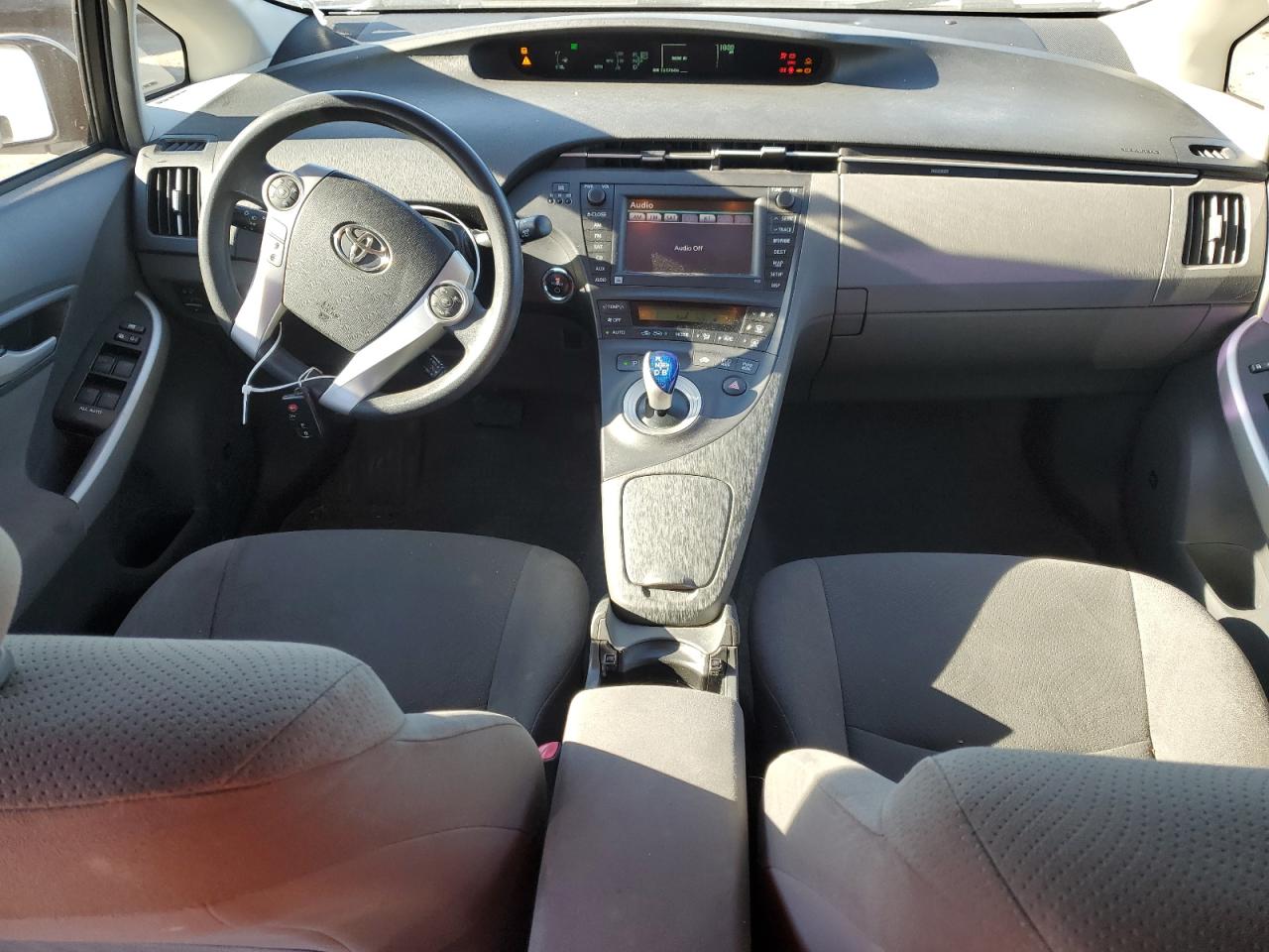 2011 Toyota Prius - Image 8