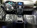 2010 Chrysler Town & Country Touring Plus за продажба в Des Moines, IA - Front End
