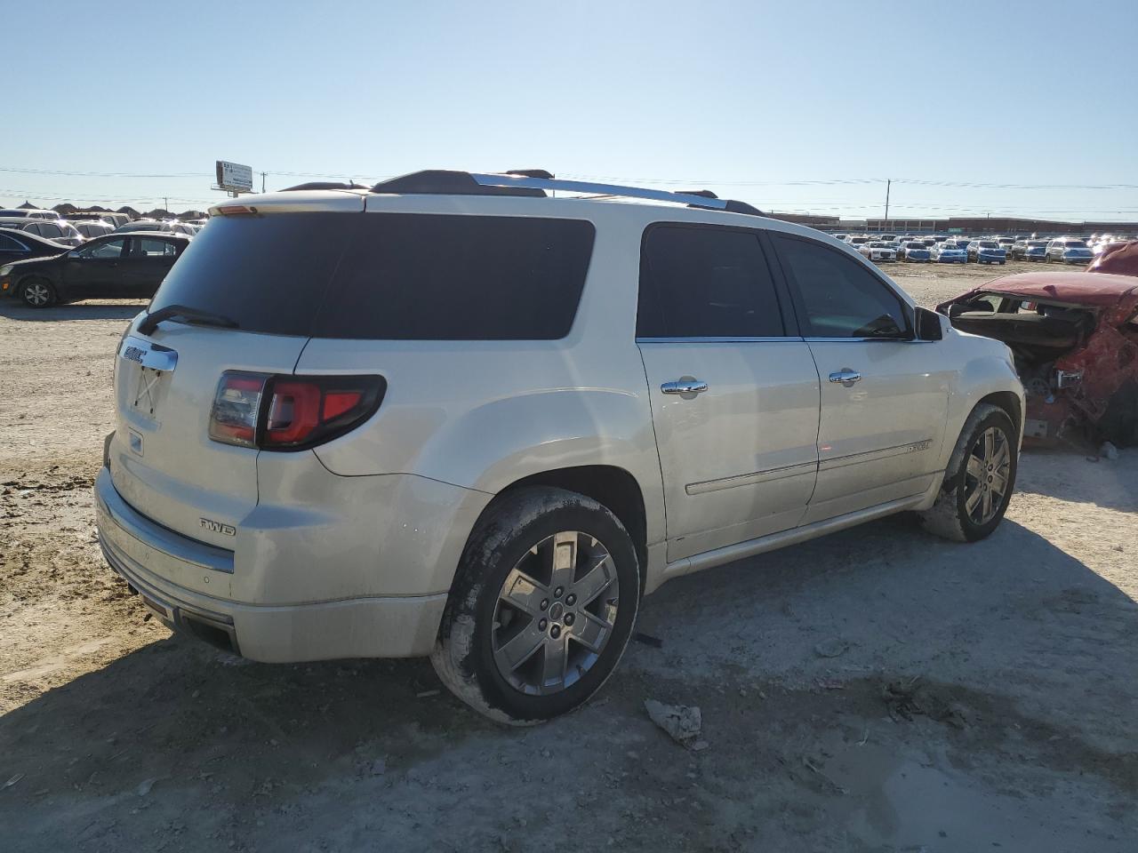 2013 GMC Acadia - Image 3