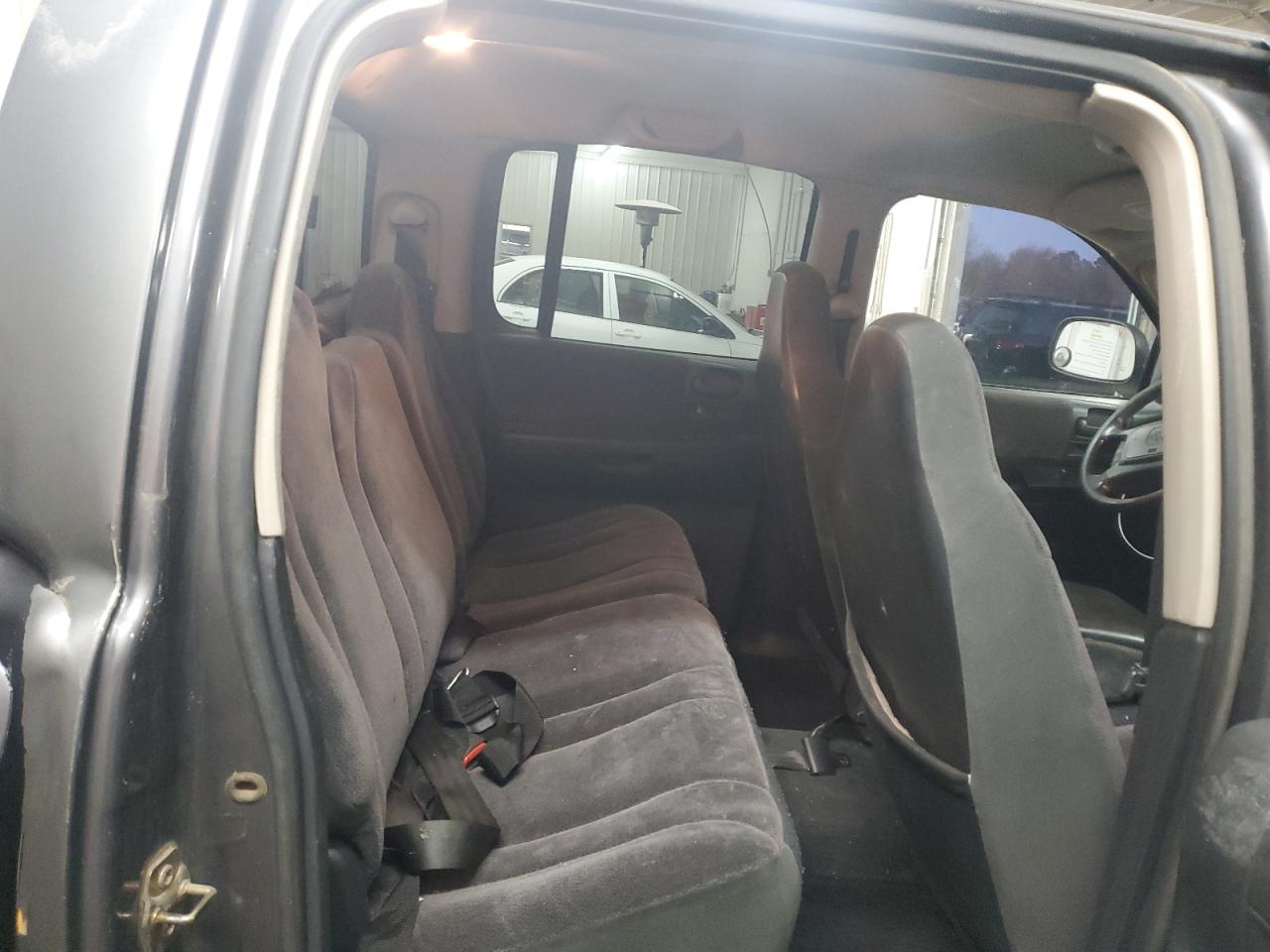 2001 Dodge Dakota - Image 11